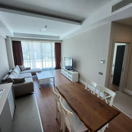 Sirius Town Apartment *